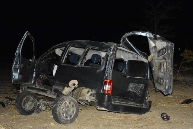 Belediye Başkanının Makam Aracı Domuz Sürüsüne Çarptı: 3 Yaralı