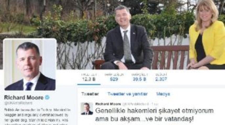 İngiliz B&uuml;y&uuml;kel&ccedil;i Richard Moore'dan Hakeme Tepki