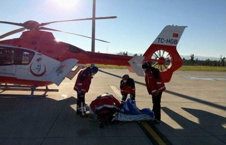 12 Yaşındaki Çocuk İçin Ambulans Helikopterler Seferler Oldu