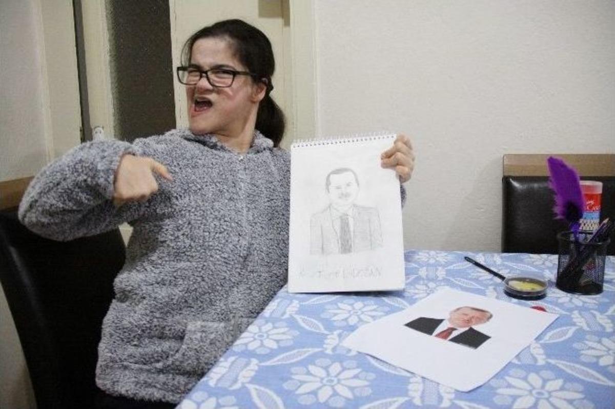 (&ouml;zel Haber) Cumhurbaşkanıyla Konuşan Engelli G&uuml;lşah Mutluluktan Havalara U&ccedil;uyor