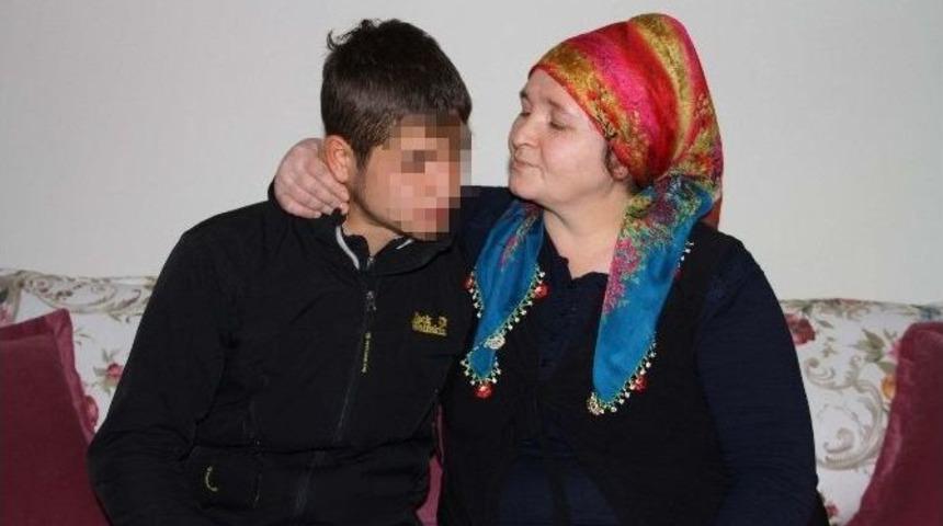 Oğlunu Uyuşturucudan Kurtarmak İsteyen Annenin Feryadı