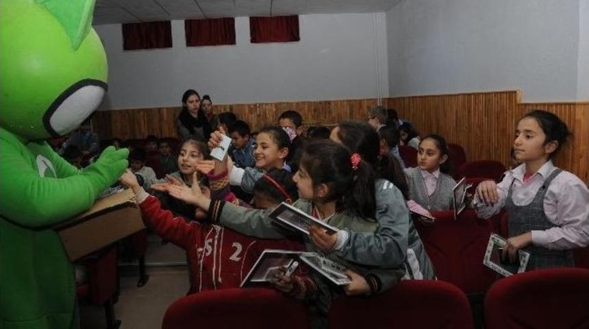 Mamaklı &Ouml;ğrenciler &Ccedil;evki İle Bilin&ccedil;lendi