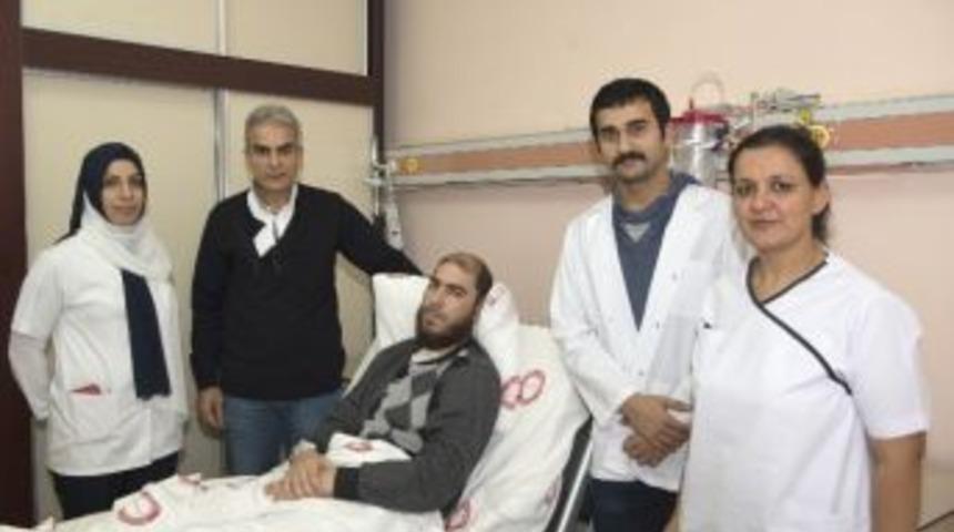 Mk&uuml;&rsquo;de &Ccedil;alışan Kalbe Kapak Değişimi Ameliyatı