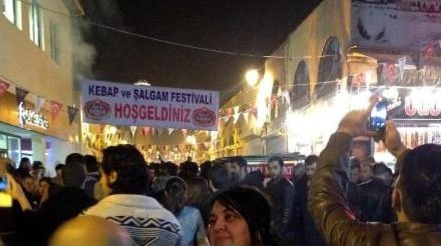 'd&uuml;nya Rakı G&uuml;n&uuml;'nde Adana'da Kebap Ve Şalgam Festivali