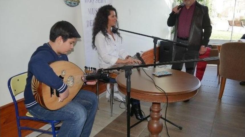 11 Yaşındaki Udi Başkan Akg&uuml;n&rsquo;&uuml; Şaşırttı