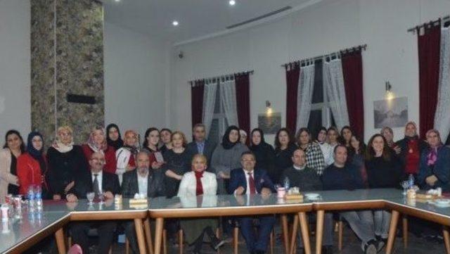 Aş&ccedil;ılık Ve Pastacılık Yarışmalarında Dereceye Girenlere &Ouml;d&uuml;lleri Verildi 1