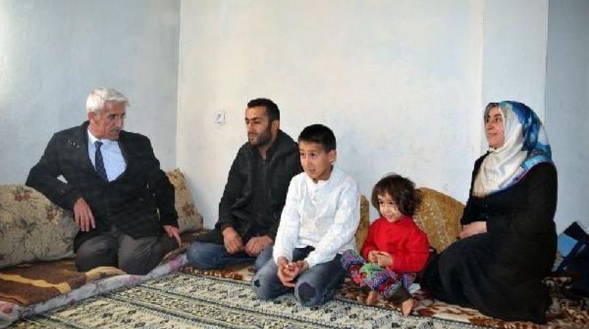 Brandayla Kaplı Evde Yaşayan &Ccedil;ift&ccedil;i Ailesine Yardım Eli Uzandı