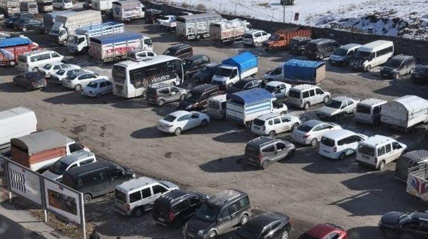 Kars&rsquo;ta Trafiğe Kayıtlı Ara&ccedil; Sayısı 43 Bin 188 Oldu