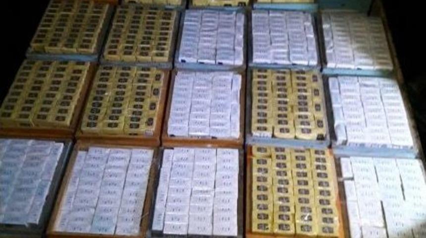 Arı Kovanlarından Ka&ccedil;ak Sigara &Ccedil;ıktı