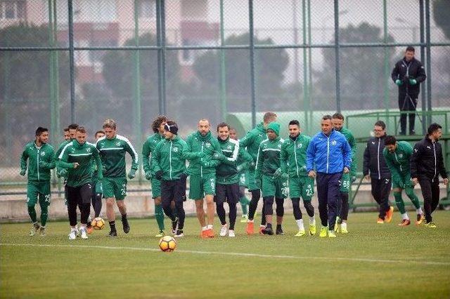 Bursaspor, Beşiktaş Ma&ccedil;ı Hazırlıklarına Moralli Başladı 1