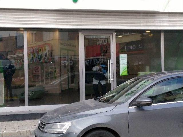 B&uuml;y&uuml;k&ccedil;ekmece&rsquo;de Silahlı Banka Soygunu 1