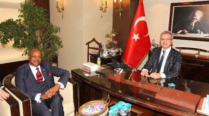 Başkan Köşker, Raunda Ankara Büyükelçisini Ağırladı