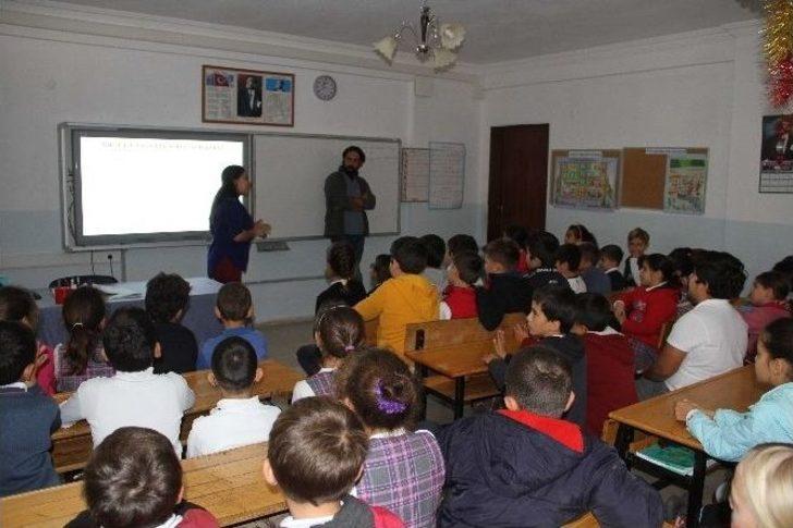 Çocuklara Hayvan Sevgisi Aşılanıyor G3