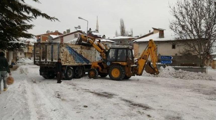 Başçiftlik’te Karla Mücadele