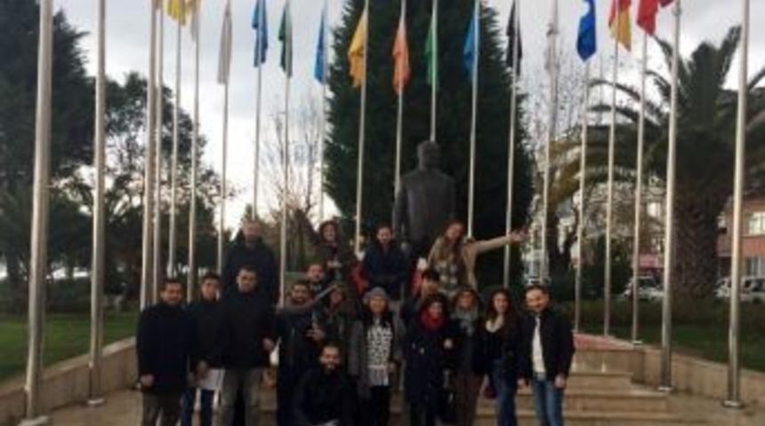 Yabancı &Ouml;ğrenciler Karam&uuml;rsel&rsquo;i Gezdi