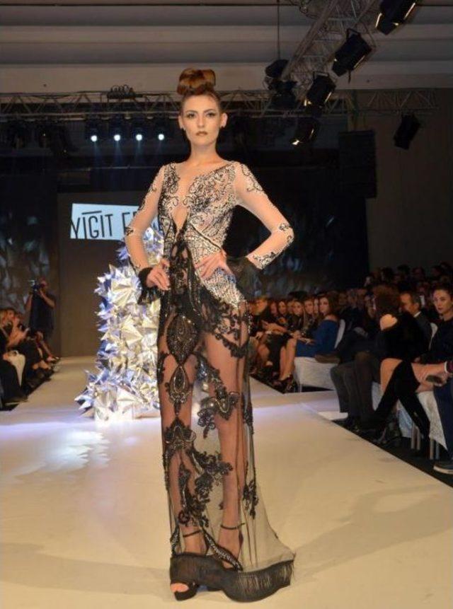 İzmir Fashion Week te Ikinci G&uuml;n 1