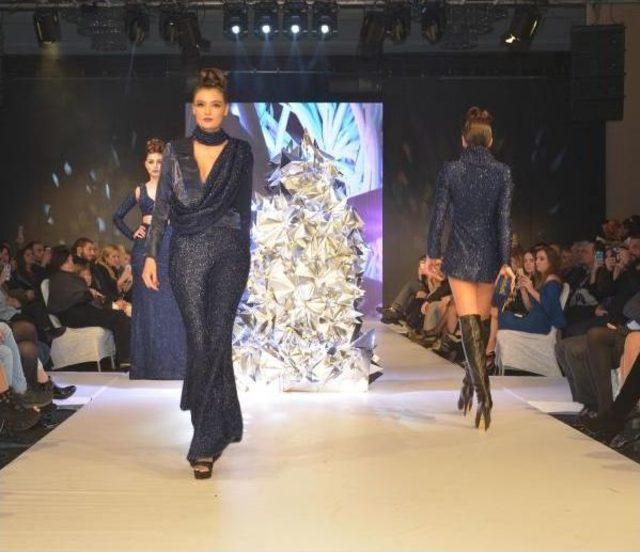 İzmir Fashion Week te Ikinci G&uuml;n 3