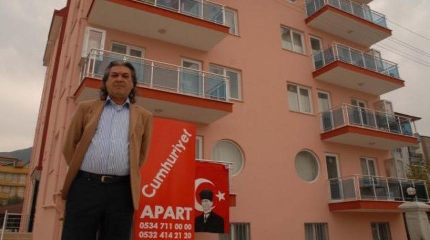 'Aynı evde kalmıyoruz, komşuyuz'