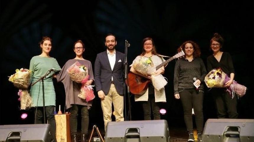 Fraulein Hona&rsquo;dan Keyifli Konser