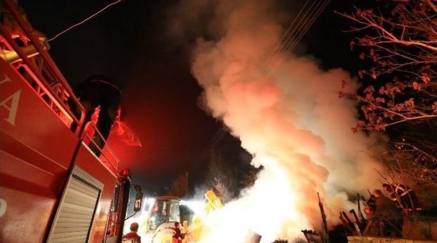 Odunluk Yangını Korkuttu