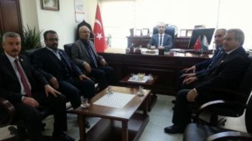 Malatya Sağlık-sen Şubesinden Kamu Hastaneleri Birliği Genel Sekreterliğine Ziyaret