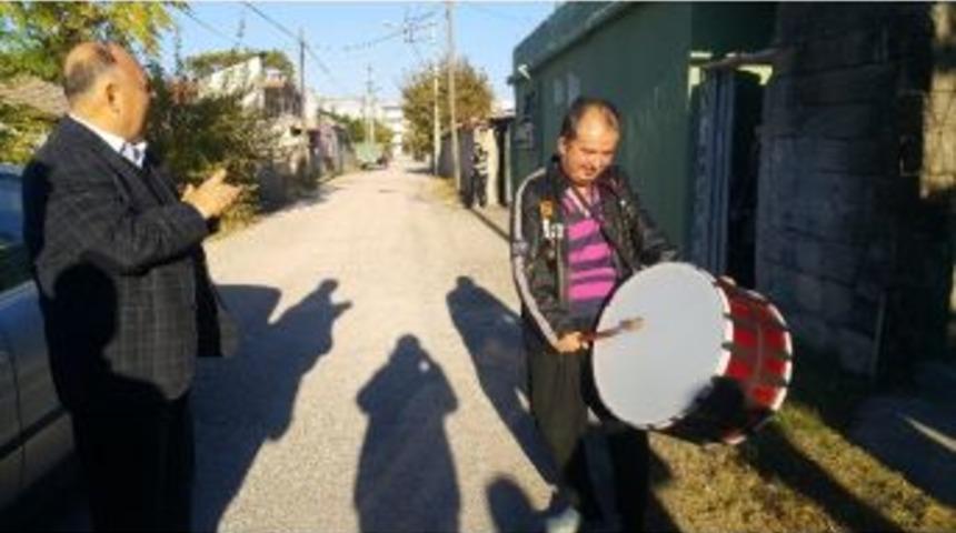 Başkan Tarhan&rsquo;dan Davul İsteyen Engelliye S&uuml;rpriz