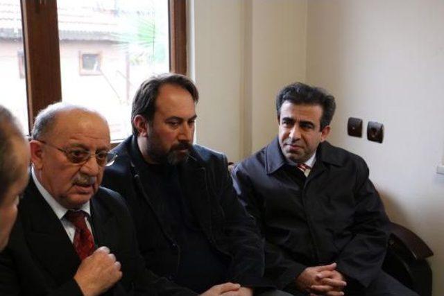 Vali G&uuml;zeloğlu ndan &Ouml;ld&uuml;r&uuml;len Taksici I&ccedil;in Yardım Kampanyasına Destek 1