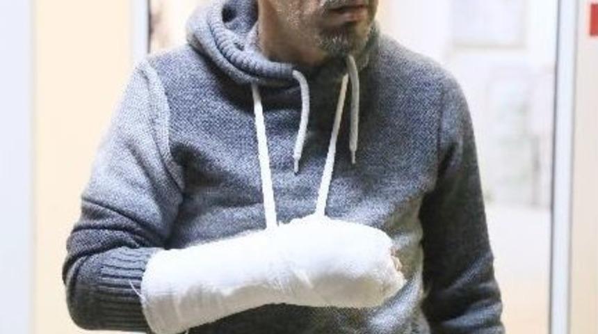 Milas&rsquo;ta Sağlık &Ccedil;alışanları Acilde Darp Edildi