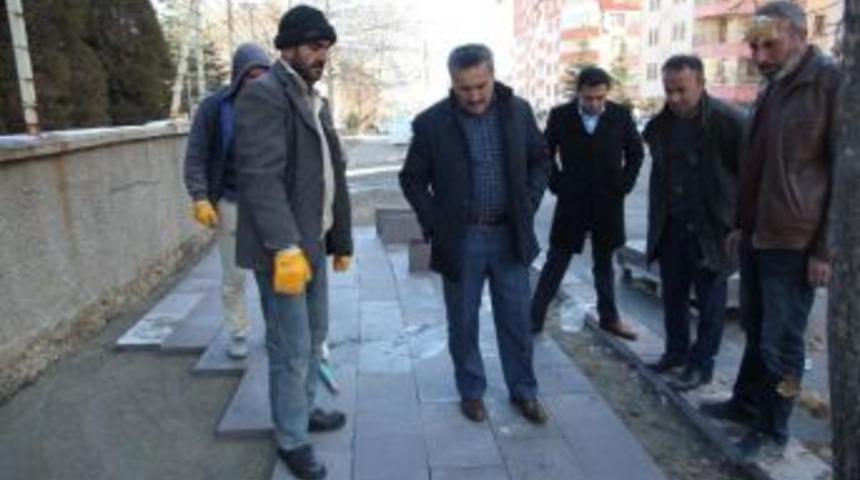 Seydişehir&rsquo;de Kaldırım &Ccedil;alışmalarına Başlandı