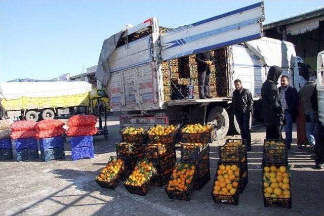 Van Sebze Hali Esnafı Sıkıntılı 1