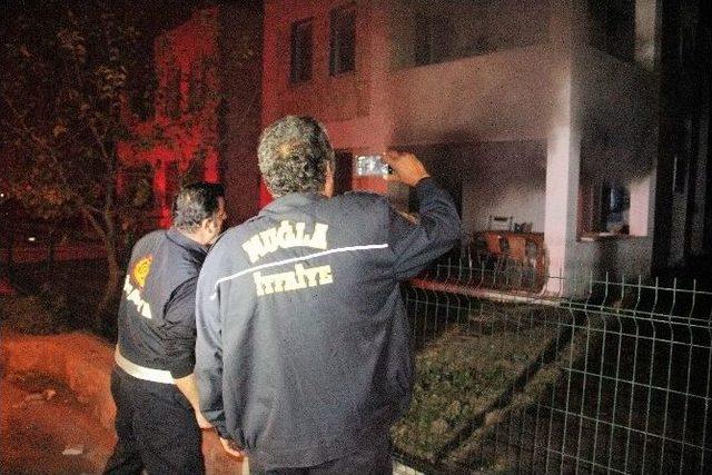 Evde &Ccedil;ıkan Yangın Korkuttu 1