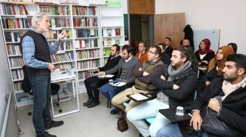 Başakşehir Belediyesi Gen&ccedil;lik Ve Spor İşleri M&uuml;d&uuml;rl&uuml;ğ&uuml; Etkili İletişim Eğitimi Aldı