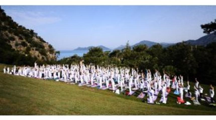 Uluslararası İzmir Yoga Ş&ouml;leni İ&ccedil;in Geri Sayım
