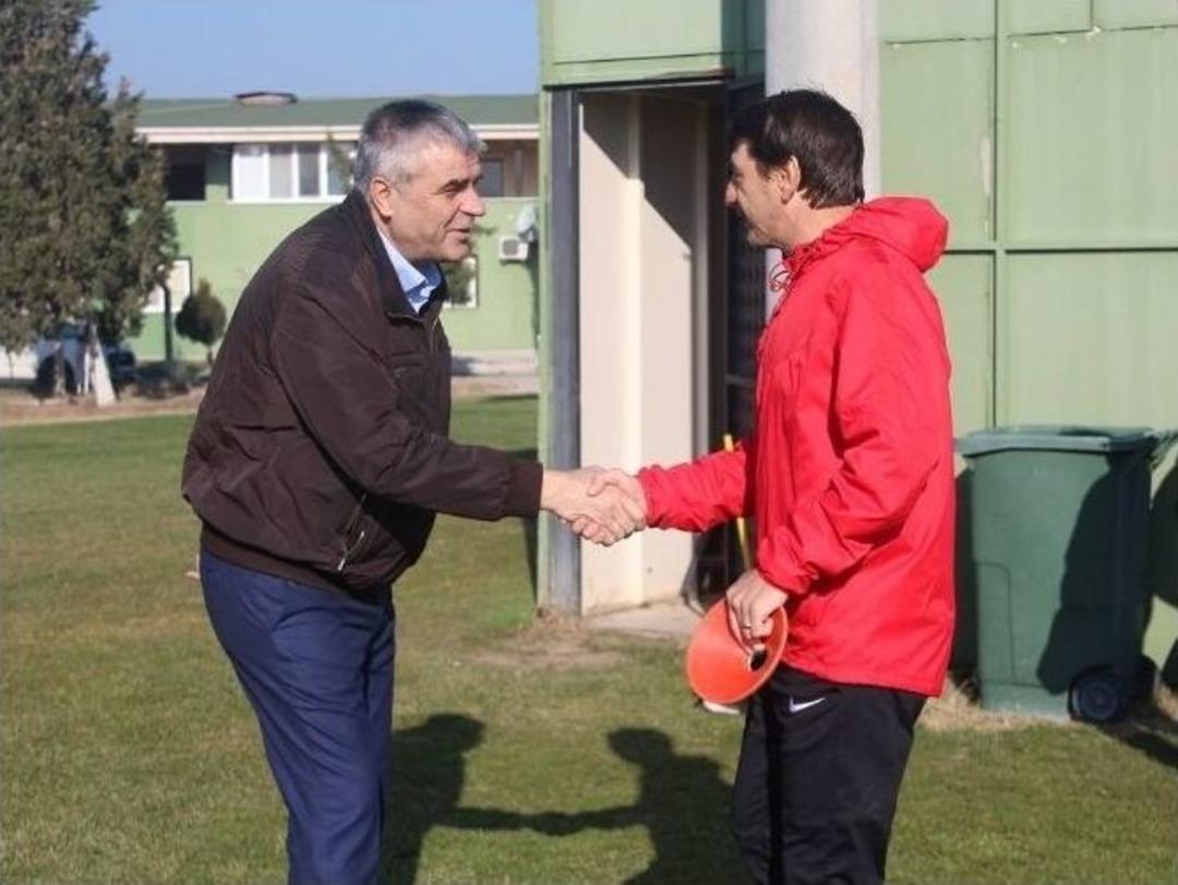 Akhisar Belediyespor, Osmanlıspor Ma&ccedil;ı Hazırlıklarını S&uuml;rd&uuml;r&uuml;yor