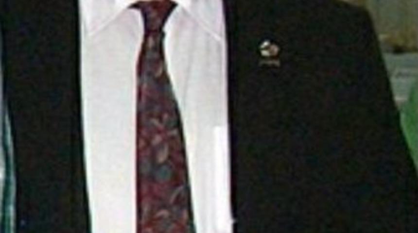 Eski Hastası Doktoru Defalarca Bı&ccedil;akladı