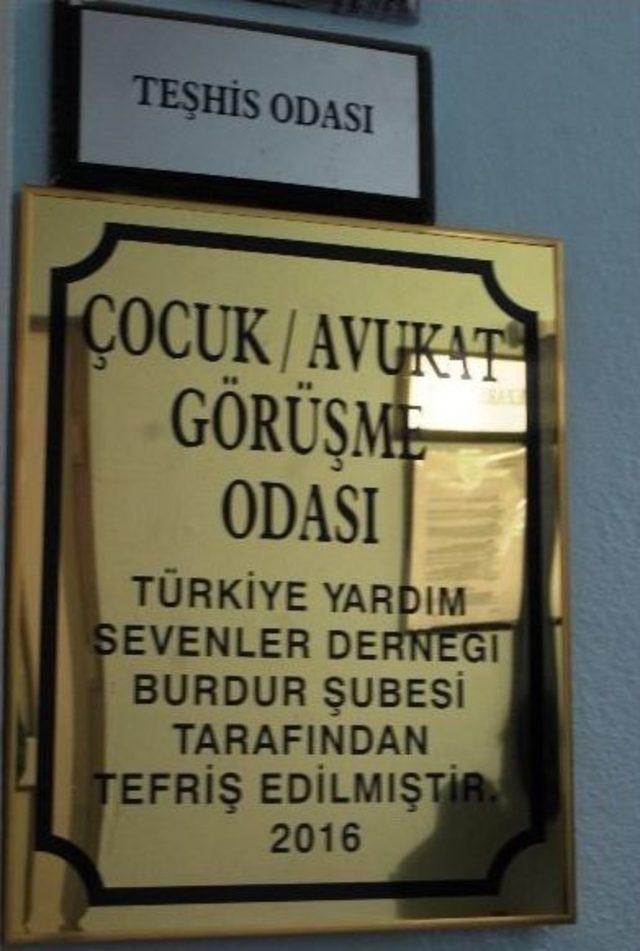 Burdur’da Çocuklara Özel Avukat Görüşme Odası