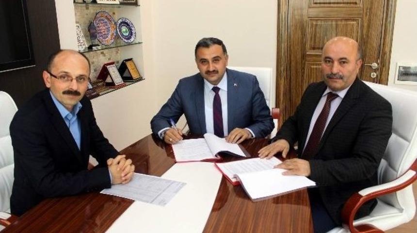 0-18 Yaş Aile Eğitimi Protokol&uuml; İmzalandı