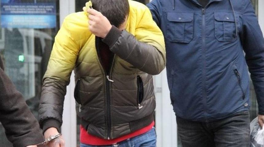 Uyuşturucu Ticaretine 3 Tutuklama