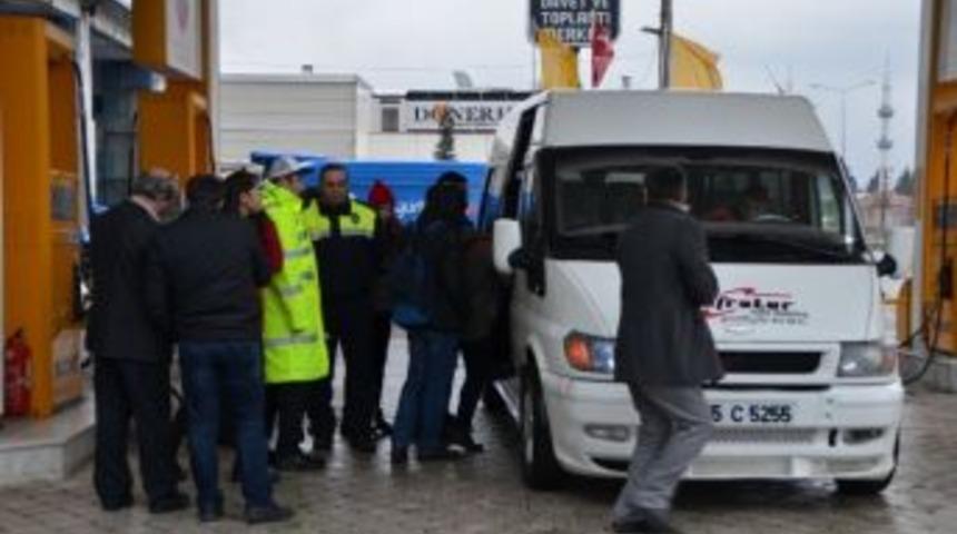 Fazla &Ouml;ğrenci Taşıyan &Ouml;ğrenci Servislerine Ceza Yazıldı