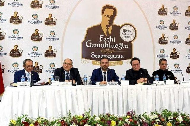 Fethi Gemuhluoğlu Sempozyumla Anıldı