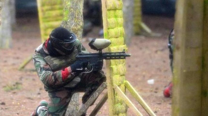 Galatasaraylı Futbolcular Paintball Oynadı