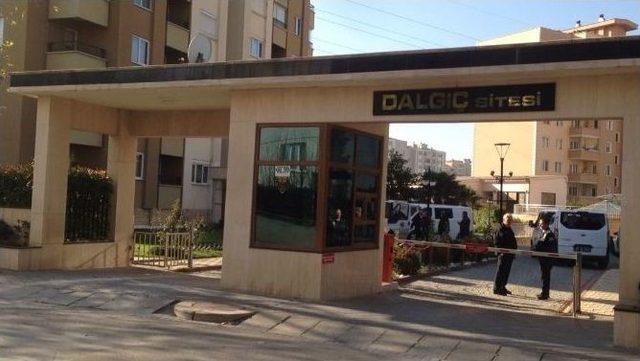 Bursa&rsquo;da Evinde &Ouml;l&uuml; Bulunan Gence Uyuşturucu Sattığı İddia Edilen 6 Kişi G&ouml;zaltına Alındı 2