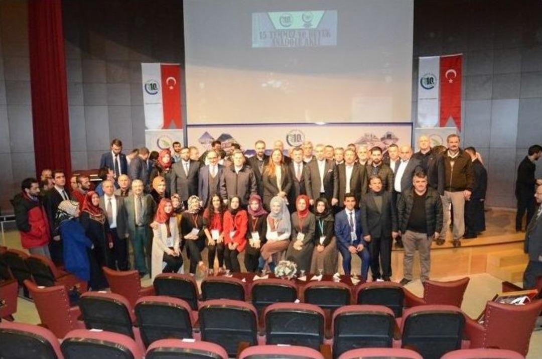 Metin K&uuml;l&uuml;nk D&uuml;zce &Uuml;niversitesinde Konferans Verdi