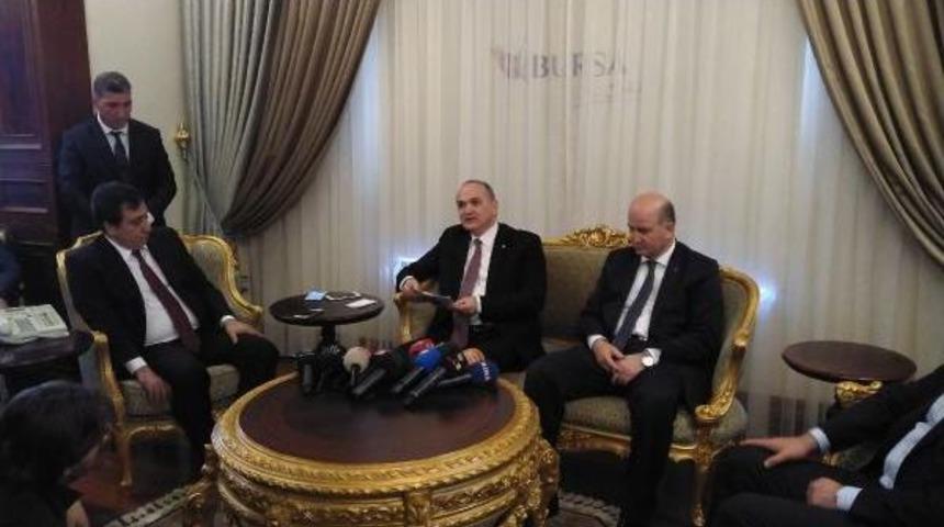 Bakan &Ouml;zl&uuml;: Yalanlara Ve Tezgahlara Inanmayın (2)