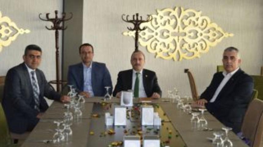 &Ouml;z Sağlık İş Sendikası Genel Başkanı Devlet Sert: