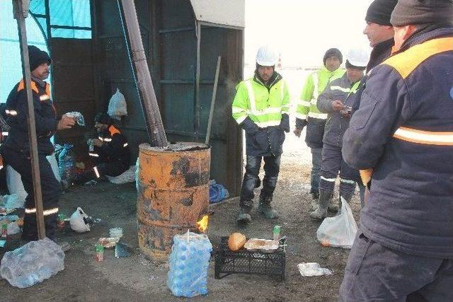 İşçilerin Soğukla Mücadelesi 1