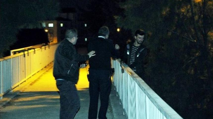 Nişanlısından Buluşma Talebine "hayır" Cevabı Alan Gen&ccedil;, İntihar Etmek İstedi