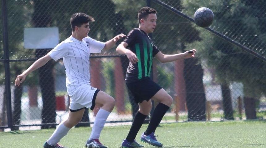 Akhisar Belediyespor Akademi Liginde 2’de 2 Yaptı