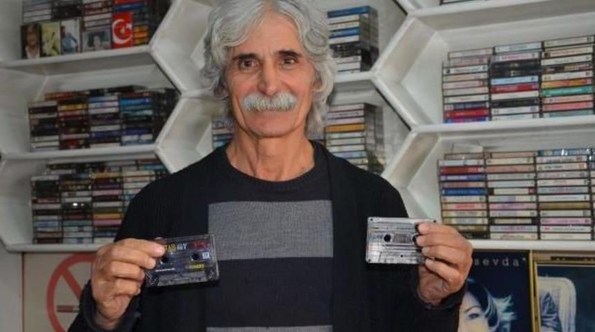 Teknolojiye Direnen Kasetçi