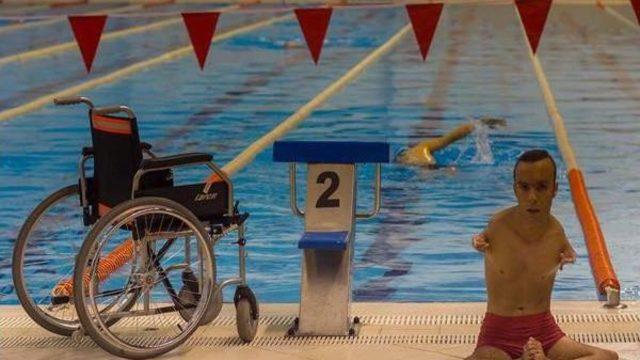 Bedensel Engelli Milli Yüzücünün Hemzemin Geçit Çilesi